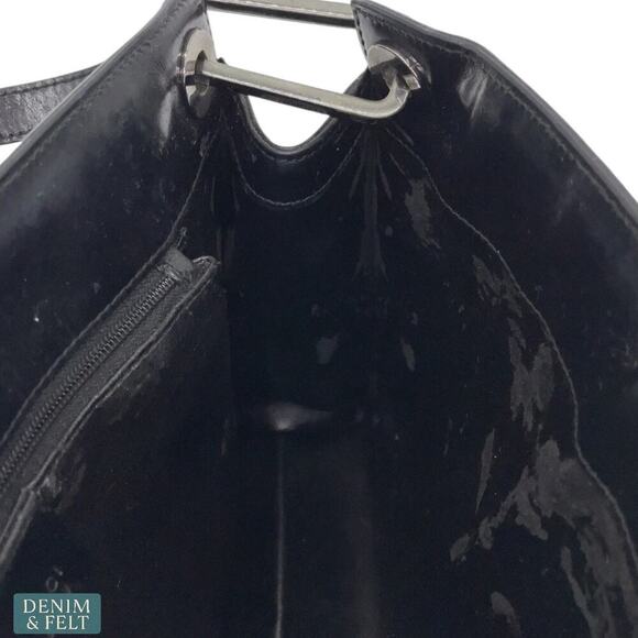 Gucci Vintage Black Patent Leather Shoulder Bag Logo Plaque Authentic Italy - Picture 14 of 16